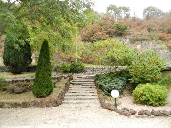 โดแมน เดอ ลา ปาล Villa ปองต์ซิโบลด์ ภายนอก รูปภาพ